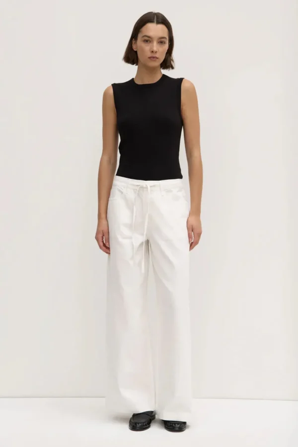 Hot Assembly Label Bobbie Twill Midrise Pant - Vintage White