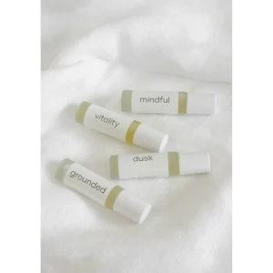 Outlet We Are Mindful x The Collective Shift Femme Essential Oil Roller