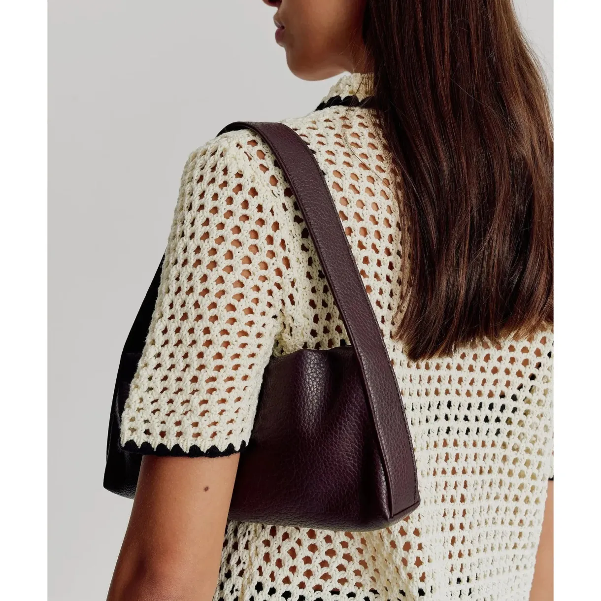 harlow_slouch_mono_baguet_2.webp Fashion Brie Leon Harlow Slouch Mono Baguette Bag - Choc Nappa