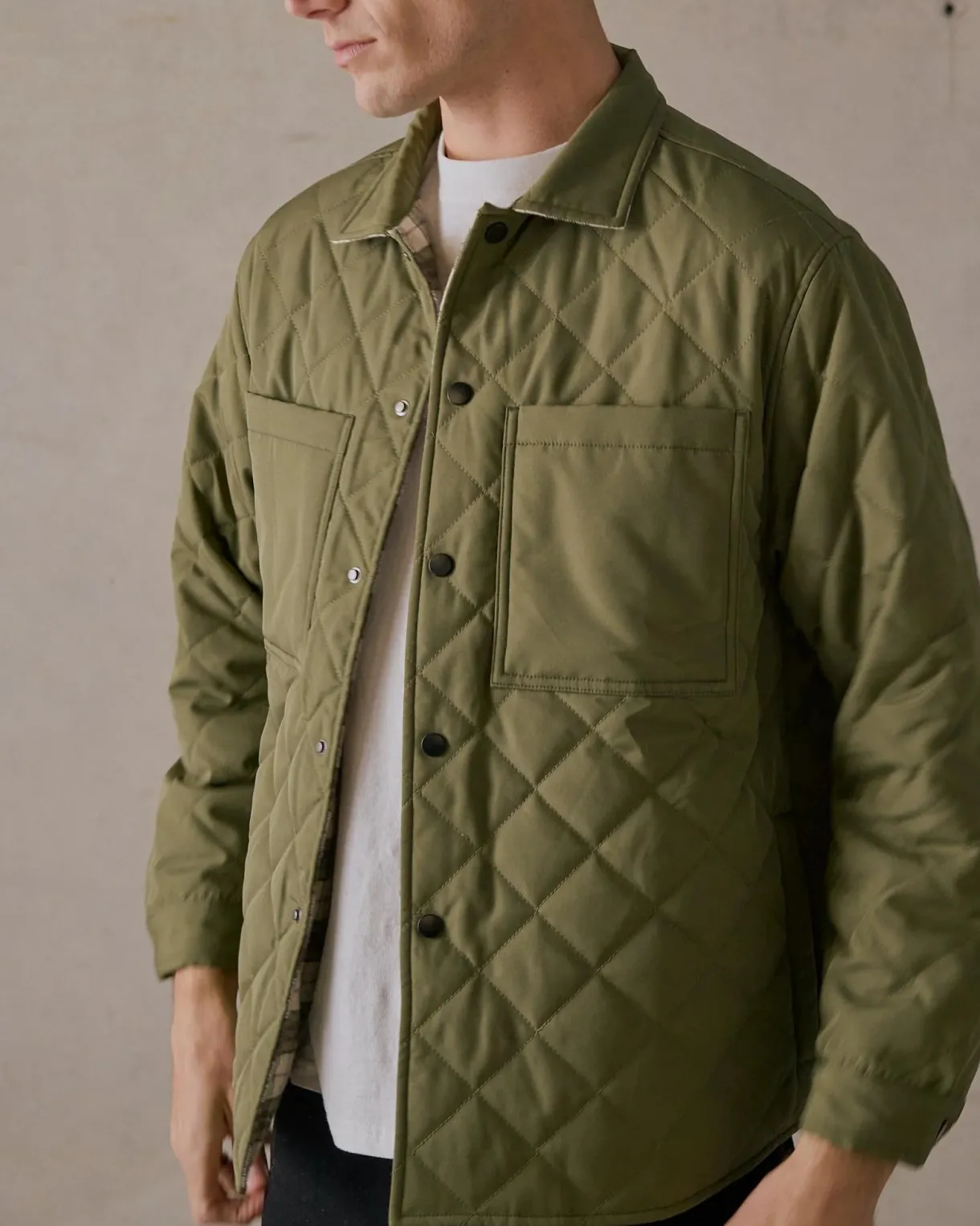 reversible_quilted_jacket_0.webp Online Mctavish Reversible Quilted Jacket - Green Multi