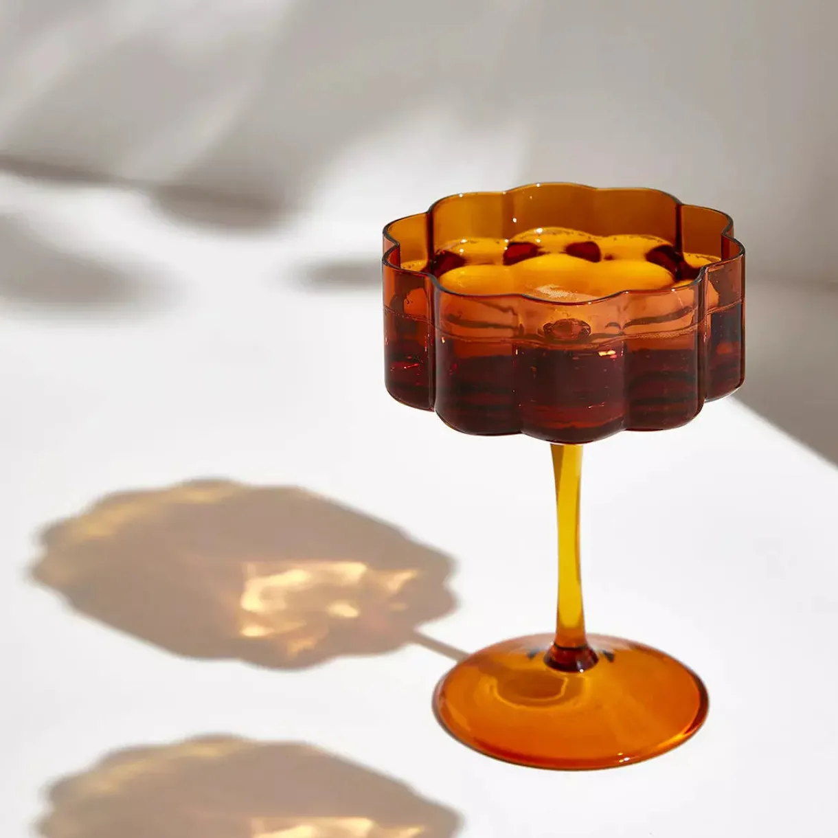 wave_coupe_set_of___amber_1.webp Outlet FAZEEK Wave Coupe Set of 2 - Amber