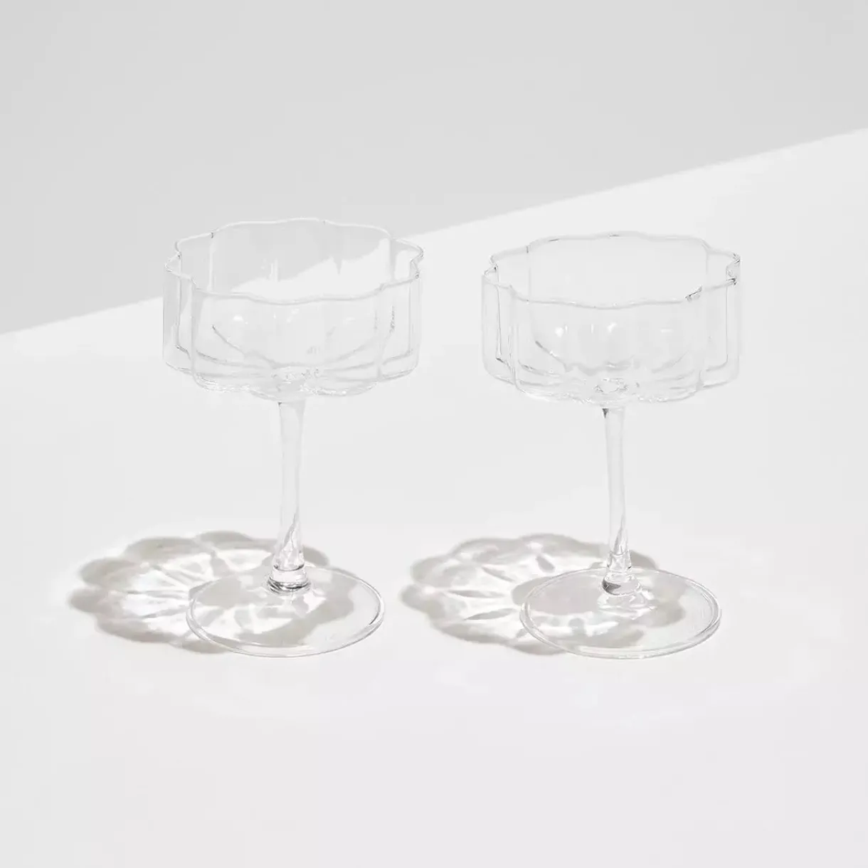 wave_coupe_set_of___clear_0.webp Outlet FAZEEK Wave Coupe Set of 2 - Clear